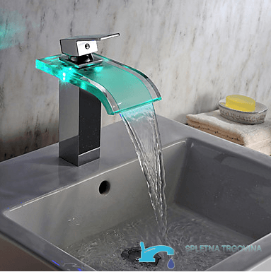 Rubinetto da bagno EYN MF313 da piano con erogazione a cascata, finitura cromata e illuminazione LED multicolore
