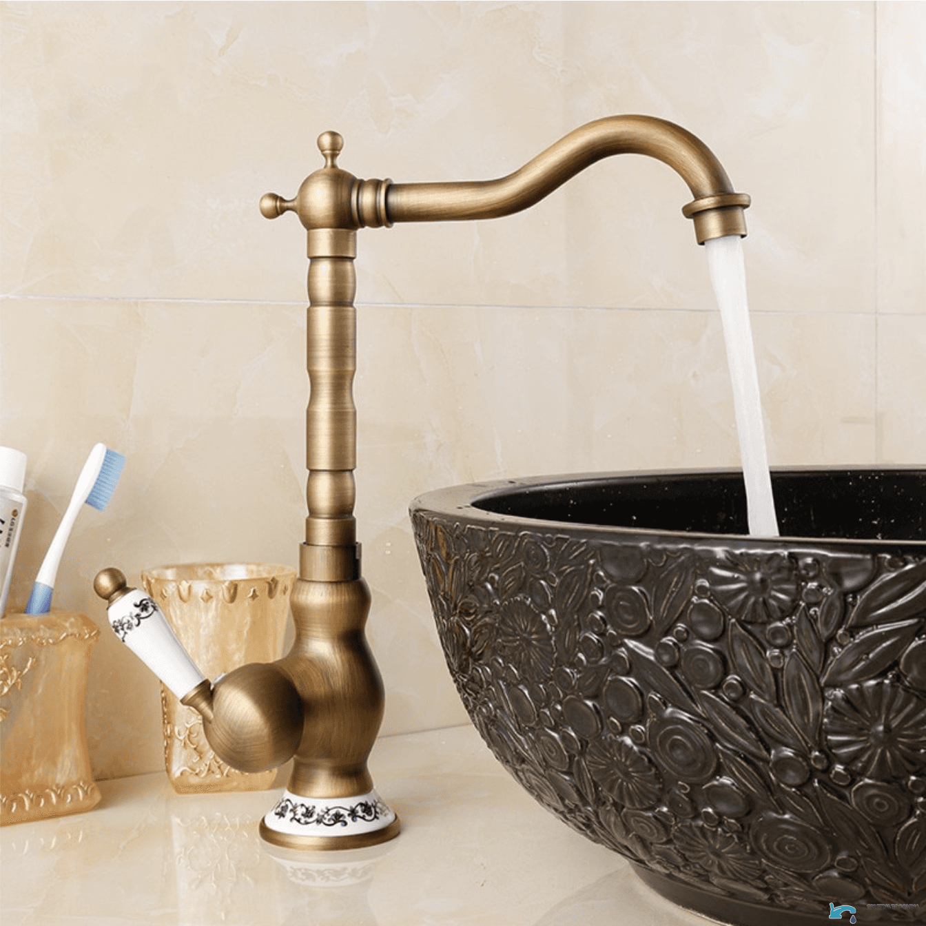 Rubinetto da bagno EYN AQ1129 da piano con bocca girevole, inserti in ceramica e finiture multiple