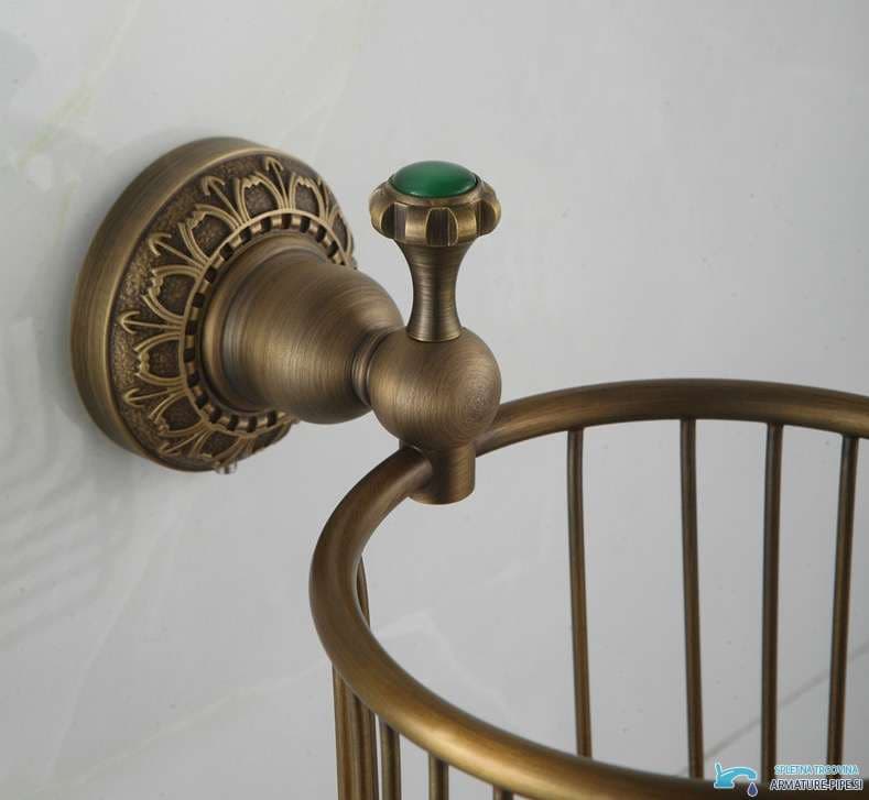 Dettaglio del supporto da parete ornamentale del portarotolo AP2205