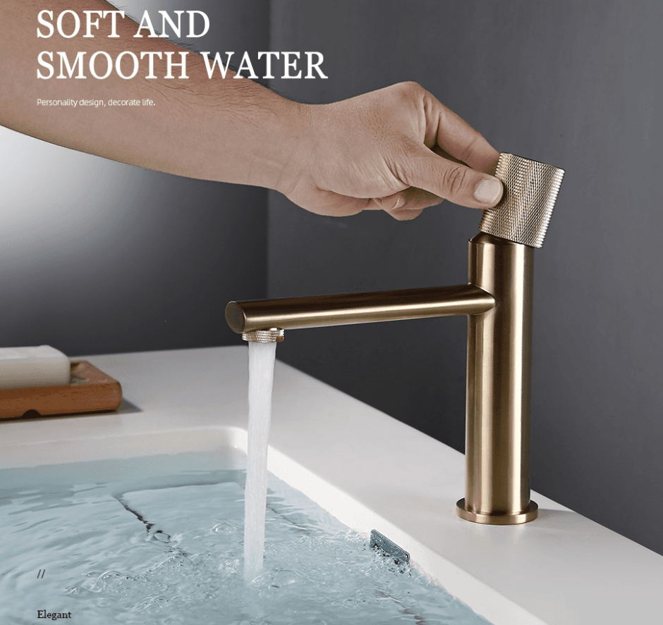 Lussuoso miscelatore lavabo BGB1450 in finitura oro spazzolato