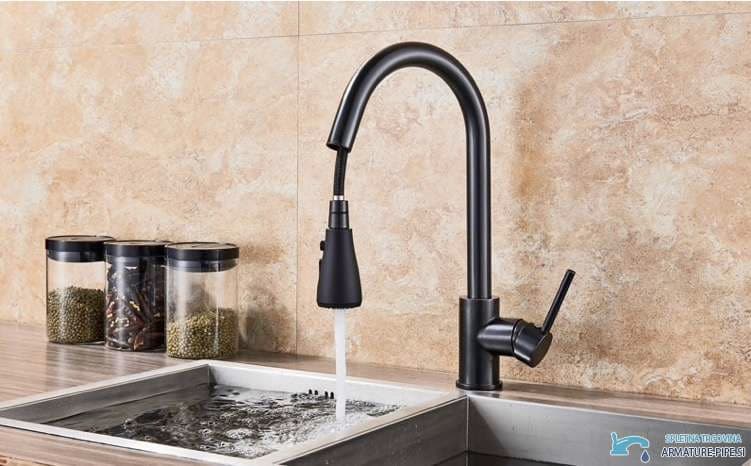 Miscelatore da cucina nero estraibile BI1410 con finitura nera opaca