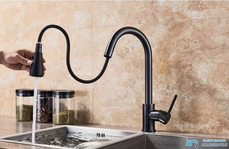 Miscelatore da cucina nero estraibile BI1410 con finitura nera opaca