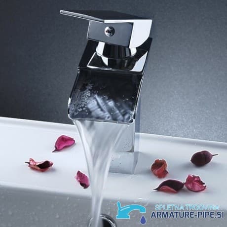 Miscelatore lavabo a cascata EYN206 con bocca ampia