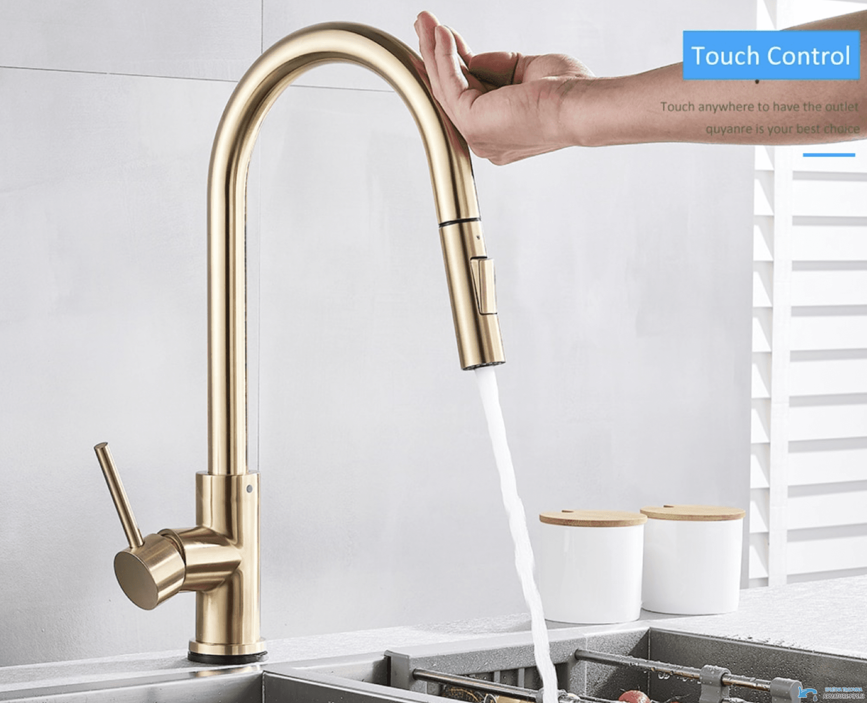 Miscelatore da cucina touch dorato GK1218 con finitura oro spazzolato