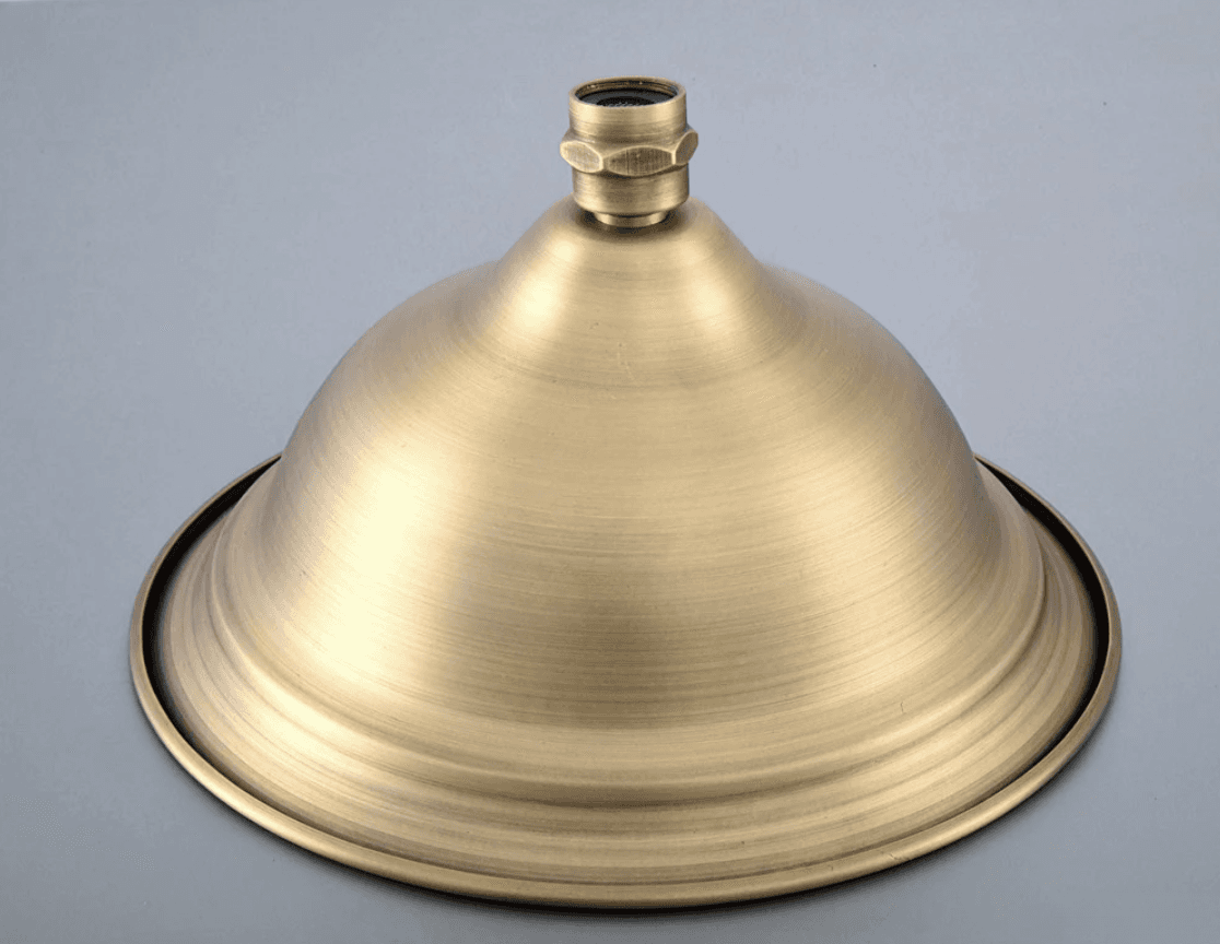 Soffione anticato GZA1720 con retro bombato, raccordo e finitura in ottone anticato spazzolato