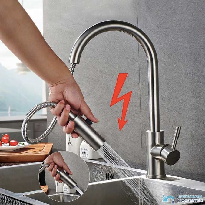 Miscelatore a bassa pressione EYN NT1546 estraibile, a tre tubi, effetto acciaio inox spazzolato