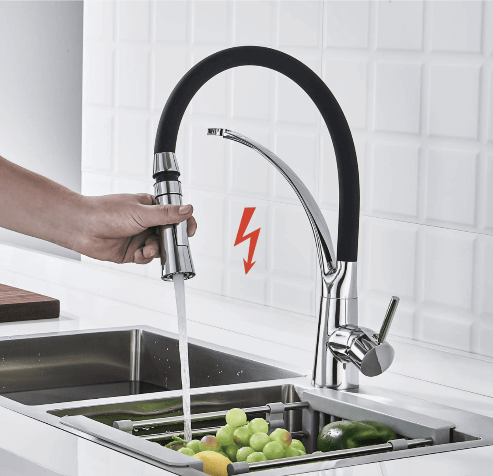 Miscelatore cucina a bassa pressione NT1749 per boiler, con tre raccordi, mentre sciacqua la frutta