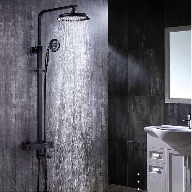 Sistema doccia termostatico nero EYN NTA1601 con finitura nera opaca