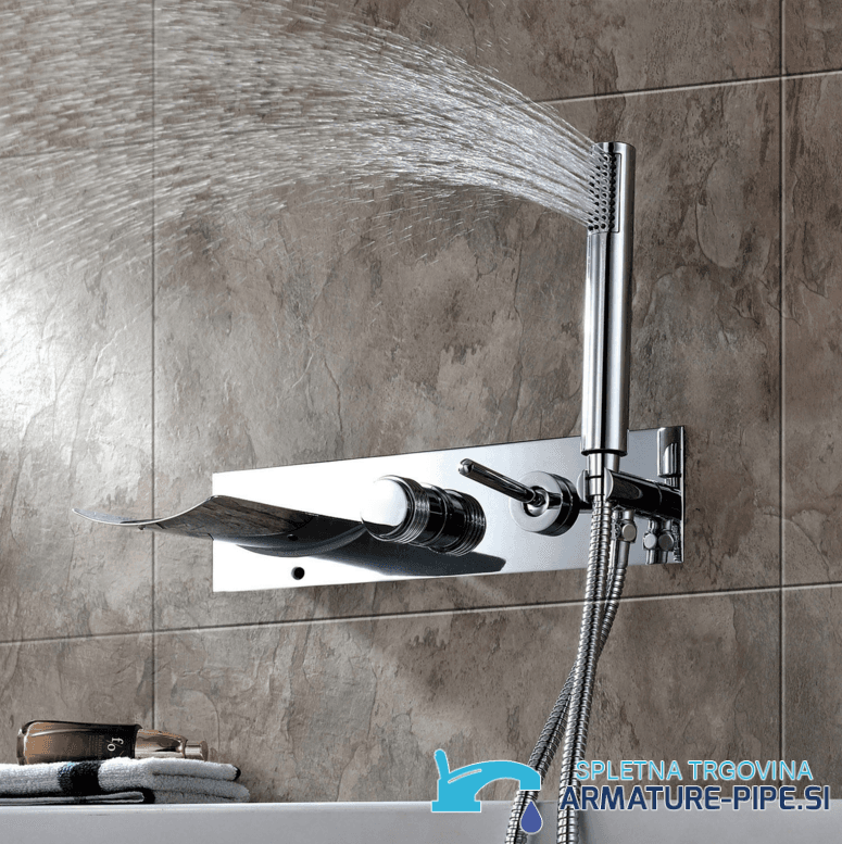Rubinetto LED a parete per vasca con cascata SAK9671 cromato