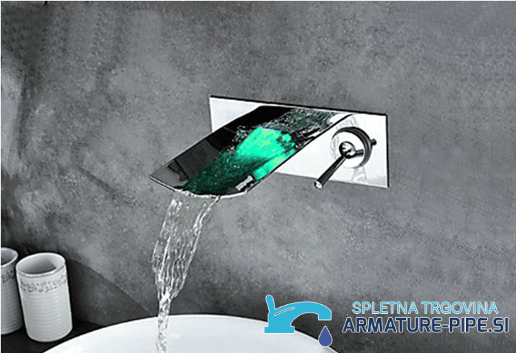 Rubinetto LED a parete per bagno EYN SK 0559 woo-1532 in cromo lucido