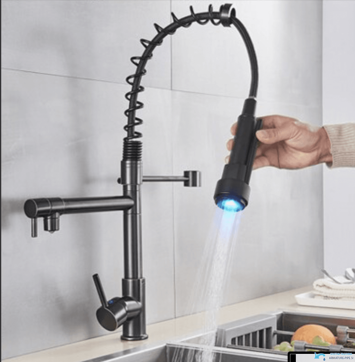 Miscelatore da cucina 0141b nero opaco, con o senza luce LED