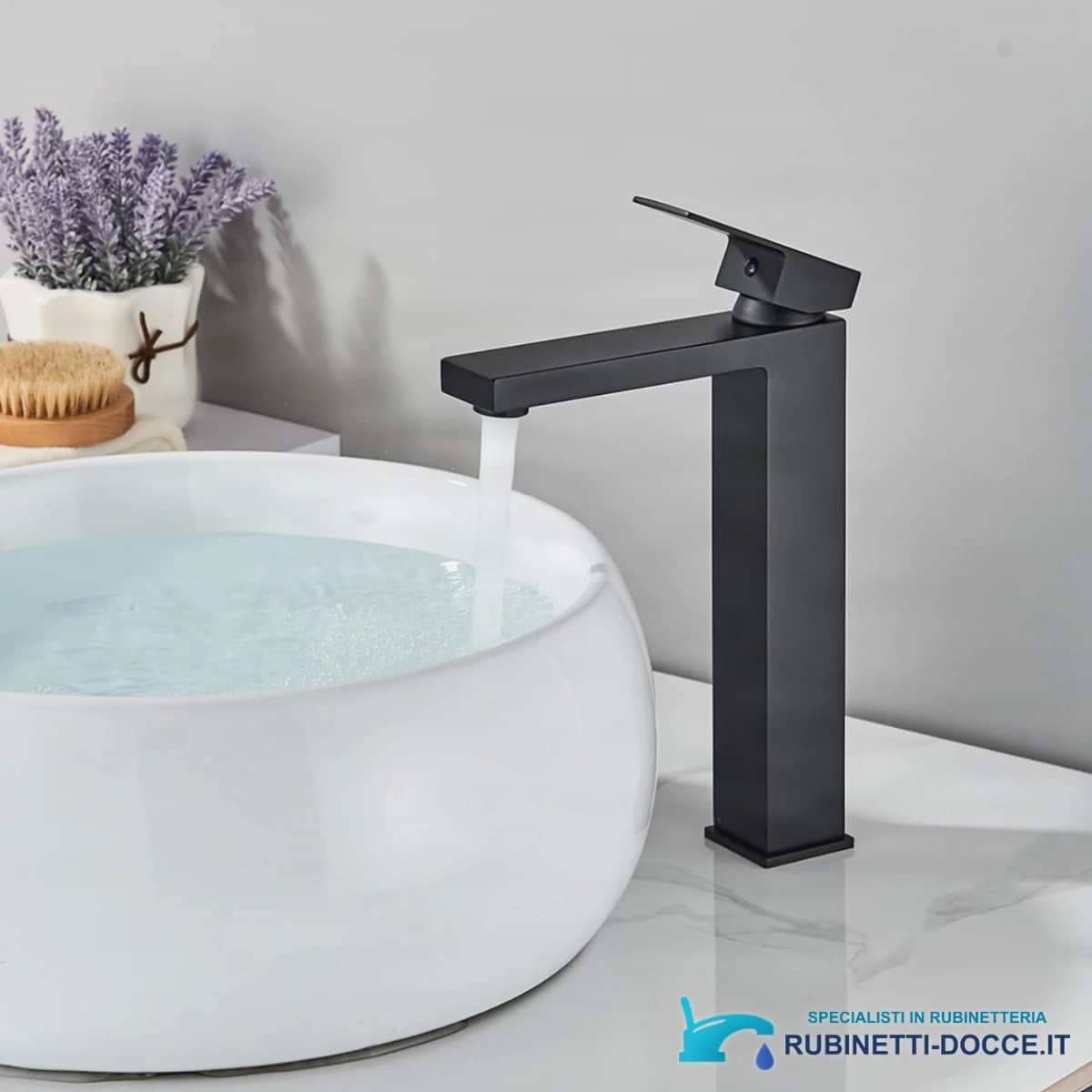 Miscelatore per lavabo EYN BS1103 in ottone, in più finiture tra cui cromo e nero opaco