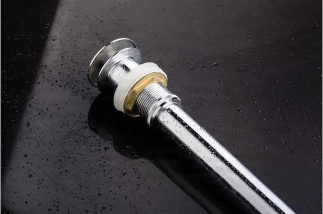 Piletta di scarico clic-clac woo-1491 in più finiture, tra cui cromo e argento