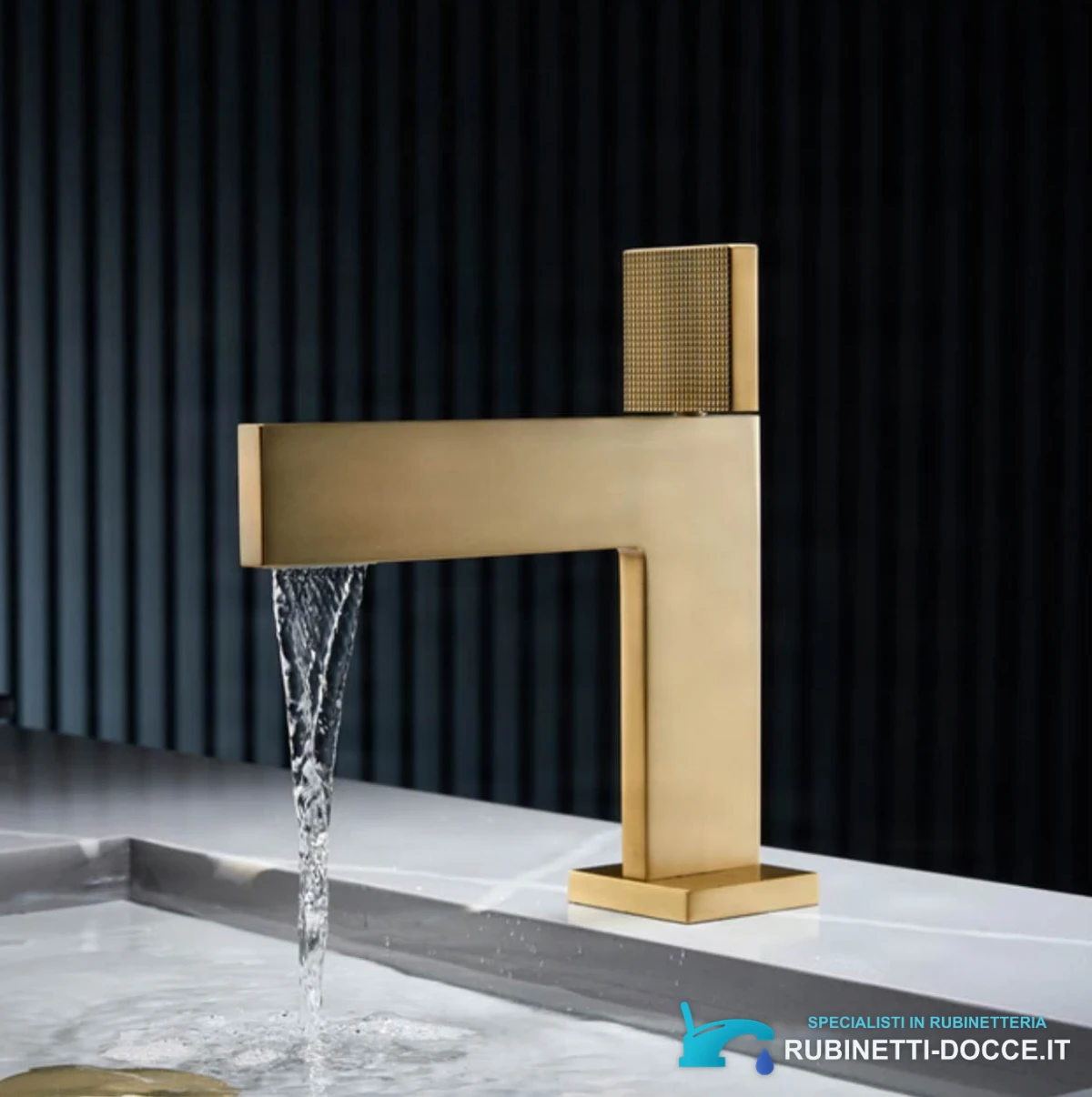 Rubinetto da bagno ELITE EDITION BS1420 in ottone con getto a cascata, disponibile in più finiture
