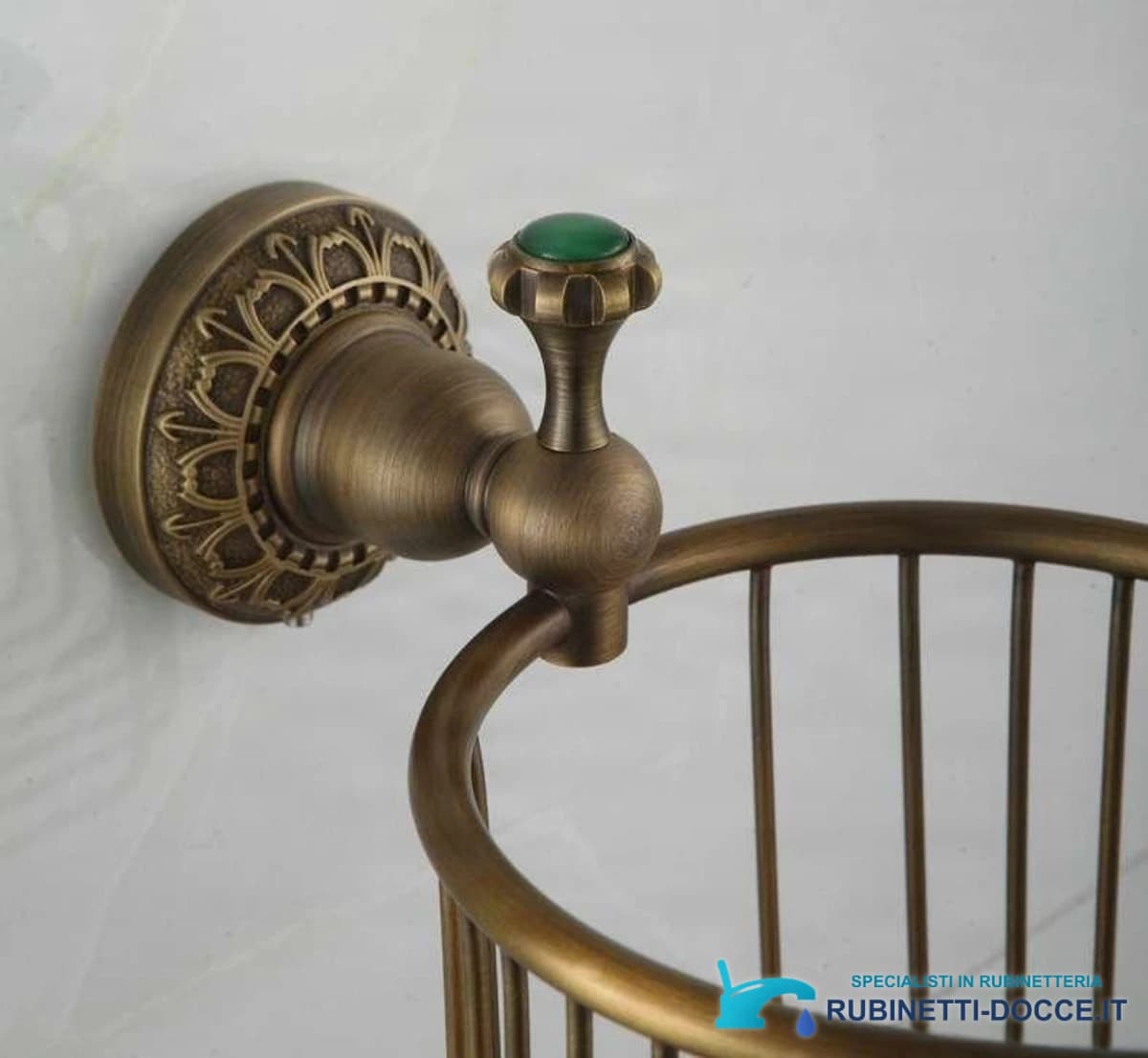 Dettaglio del supporto da parete ornamentale del portarotolo AP2205